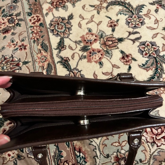 Genuine Leather Pocketbook - Picture 5 of 9